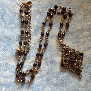 Lovely diamond shaped black necklace with beaded chain